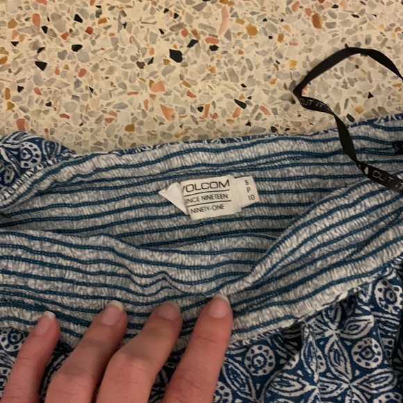 Volcom tube top - Picture 2 of 3